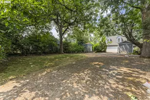 9424 N Polk Ave, Portland, OR 97203 - Photo 41