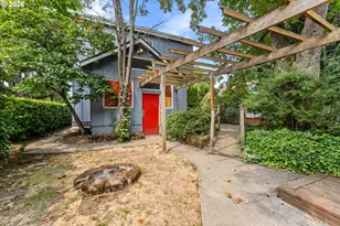 9424 N Polk Ave, Portland, OR 97203 - Photo 37