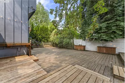 9424 N Polk Ave, Portland, OR 97203 - Photo 39