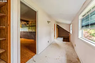 9424 N Polk Ave, Portland, OR 97203 - Photo 23