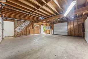 9424 N Polk Ave, Portland, OR 97203 - Photo 33