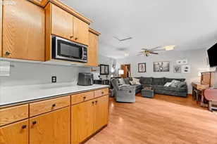 34102 NE 14th Ave, La Center, WA 98629 - Photo 9