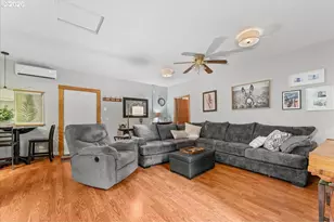 34102 NE 14th Ave, La Center, WA 98629 - Photo 3