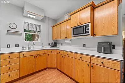 34102 NE 14th Ave, La Center, WA 98629 - Photo 7