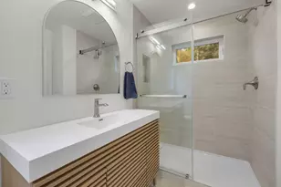 143 E Tanana Ave, Cannon Beach, OR 97110 - Photo 31