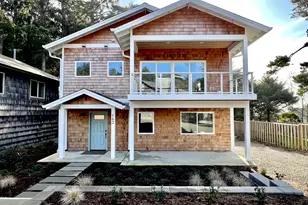 143 E Tanana Ave, Cannon Beach, OR 97110 - Photo 41