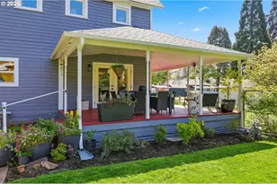 335 N H St, Cottage Grove, OR 97424 - Photo 33