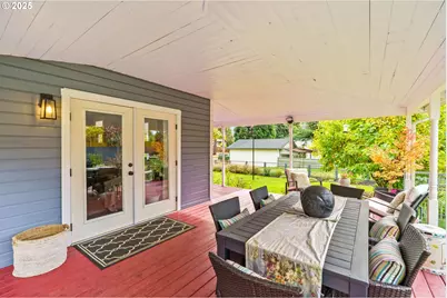 335 N H St, Cottage Grove, OR 97424 - Photo 35