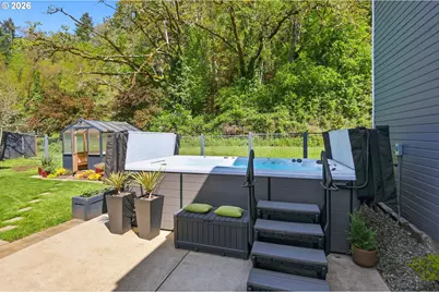 335 N H St, Cottage Grove, OR 97424 - Photo 31