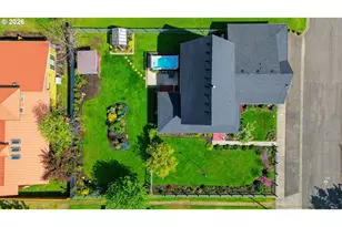 335 N H St, Cottage Grove, OR 97424 - Photo 43