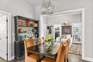 335 N H St, Cottage Grove, OR 97424 - Photo 17