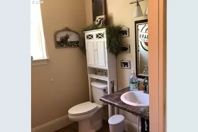 209 Templeton St, Brownsville, OR 97327 - Photo 19