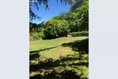 209 Templeton St, Brownsville, OR 97327 - Photo 27