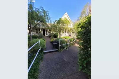 209 Templeton St, Brownsville, OR 97327 - Photo 3