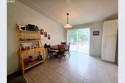 18 S Appleman Rd, Tygh Valley, OR 97063 - Photo 15