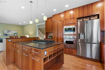 12425 NW Welsh Dr, Portland, OR 97229 - Photo 17