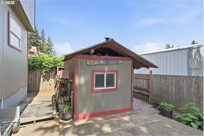 565 Brown Ct, Woodburn, OR 97071 - Photo 37