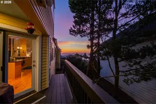 2540 NW Pacific St, Newport, OR 97365 - Photo 25