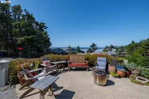 2540 NW Pacific St, Newport, OR 97365 - Photo 7