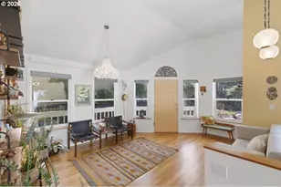 2540 NW Pacific St, Newport, OR 97365 - Photo 11