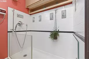 2540 NW Pacific St, Newport, OR 97365 - Photo 33