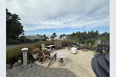 2540 NW Pacific St, Newport, OR 97365 - Photo 3