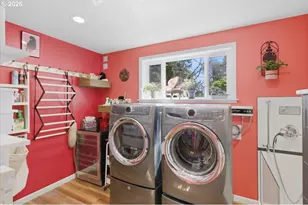 2540 NW Pacific St, Newport, OR 97365 - Photo 33