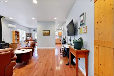 81645 Lost Creek Rd, Dexter, OR 97431 - Photo 9