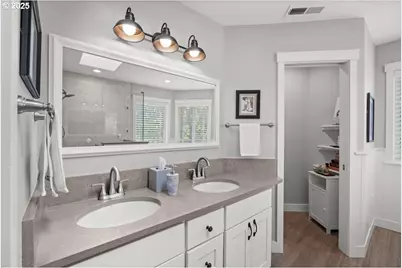 15255 NW Francesca Dr, Portland, OR 97229 - Photo 23