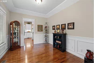 15255 NW Francesca Dr, Portland, OR 97229 - Photo 9