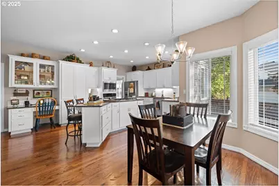 15255 NW Francesca Dr, Portland, OR 97229 - Photo 17