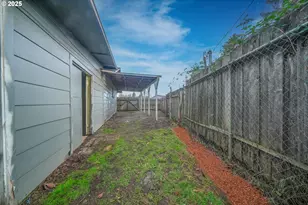 922 S 38th St, Springfield, OR 97478 - Photo 31