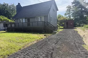 206 Church St, Dillard, OR 97432 - Photo 3