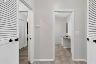 17839 SE Clay St, Portland, OR 97233 - Photo 25