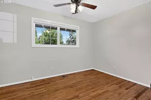 17839 SE Clay St, Portland, OR 97233 - Photo 19