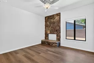 17839 SE Clay St, Portland, OR 97233 - Photo 31
