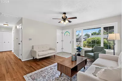 17839 SE Clay St, Portland, OR 97233 - Photo 9