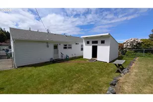 1778 Juniper Ave, Coos Bay, OR 97420 - Photo 29