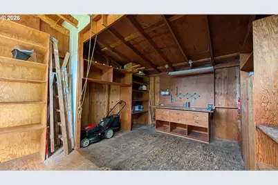 1778 Juniper Ave, Coos Bay, OR 97420 - Photo 31