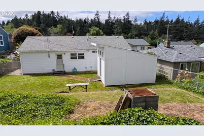 1778 Juniper Ave, Coos Bay, OR 97420 - Photo 27