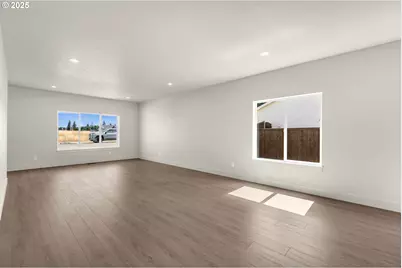 313 Cap Ave, Winlock, WA 98596 - Photo 5