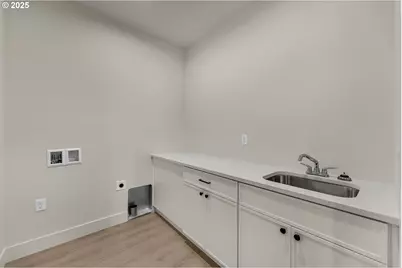 313 Cap Ave, Winlock, WA 98596 - Photo 35