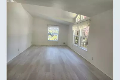 1675 Kristi Loop, Lakeside, OR 97449 - Photo 7