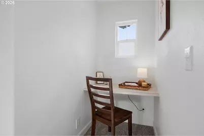 5243 Wales Dr, Eugene, OR 97402 - Photo 23