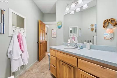 160 Spear Ln, Yoncalla, OR 97499 - Photo 29