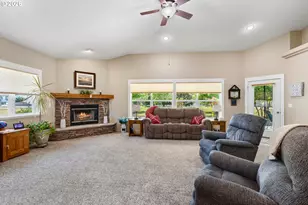 160 Spear Ln, Yoncalla, OR 97499 - Photo 9