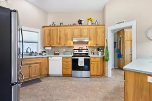 160 Spear Ln, Yoncalla, OR 97499 - Photo 15