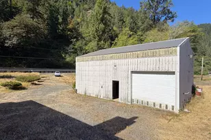 41515 State Hwy 38, Reedsport, OR 97467 - Photo 23