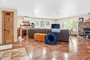 7995 SW Houston Lake Rd, Powell Butte, OR 97753 - Photo 5