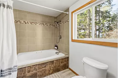 1375 Pleasant View Dr, Cottage Grove, OR 97424 - Photo 23